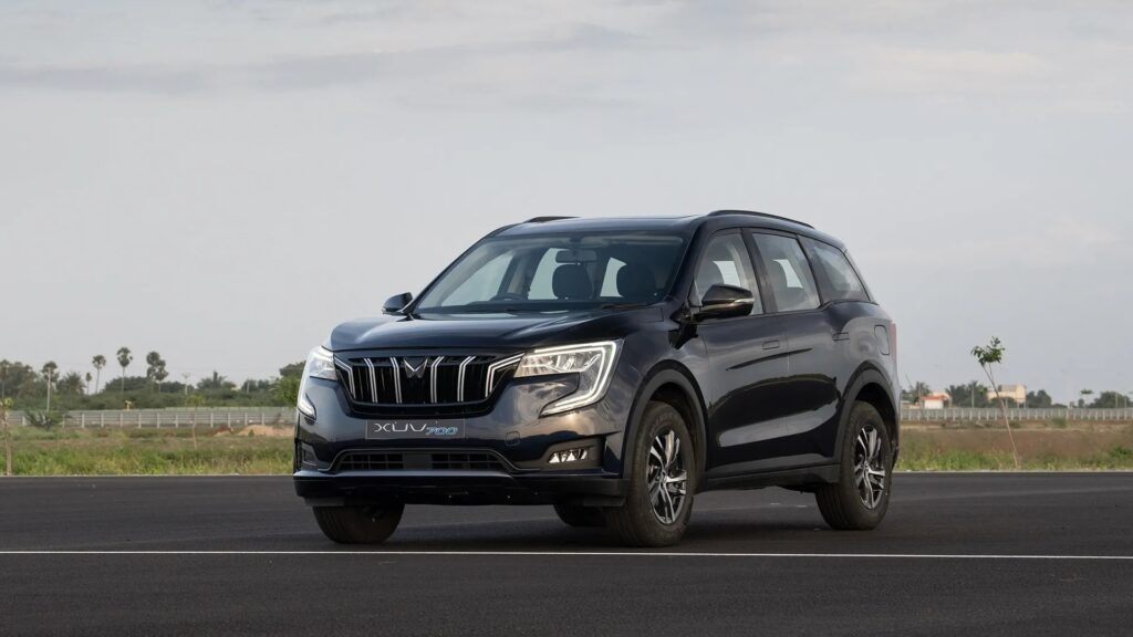 Mahindra XUV700 Mahindra XUV700 facelift